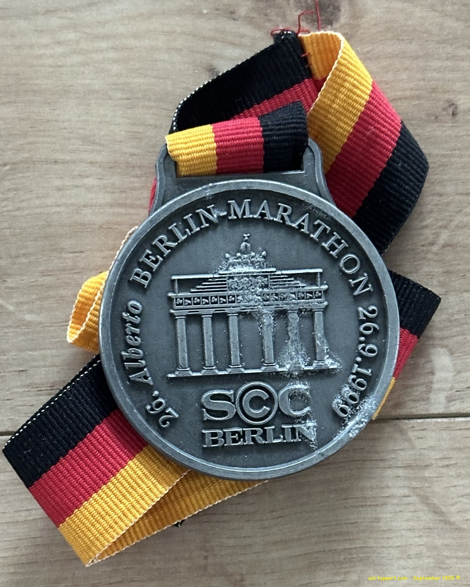 Medaille vom Alberto Berlin Marathon 26. September 1999