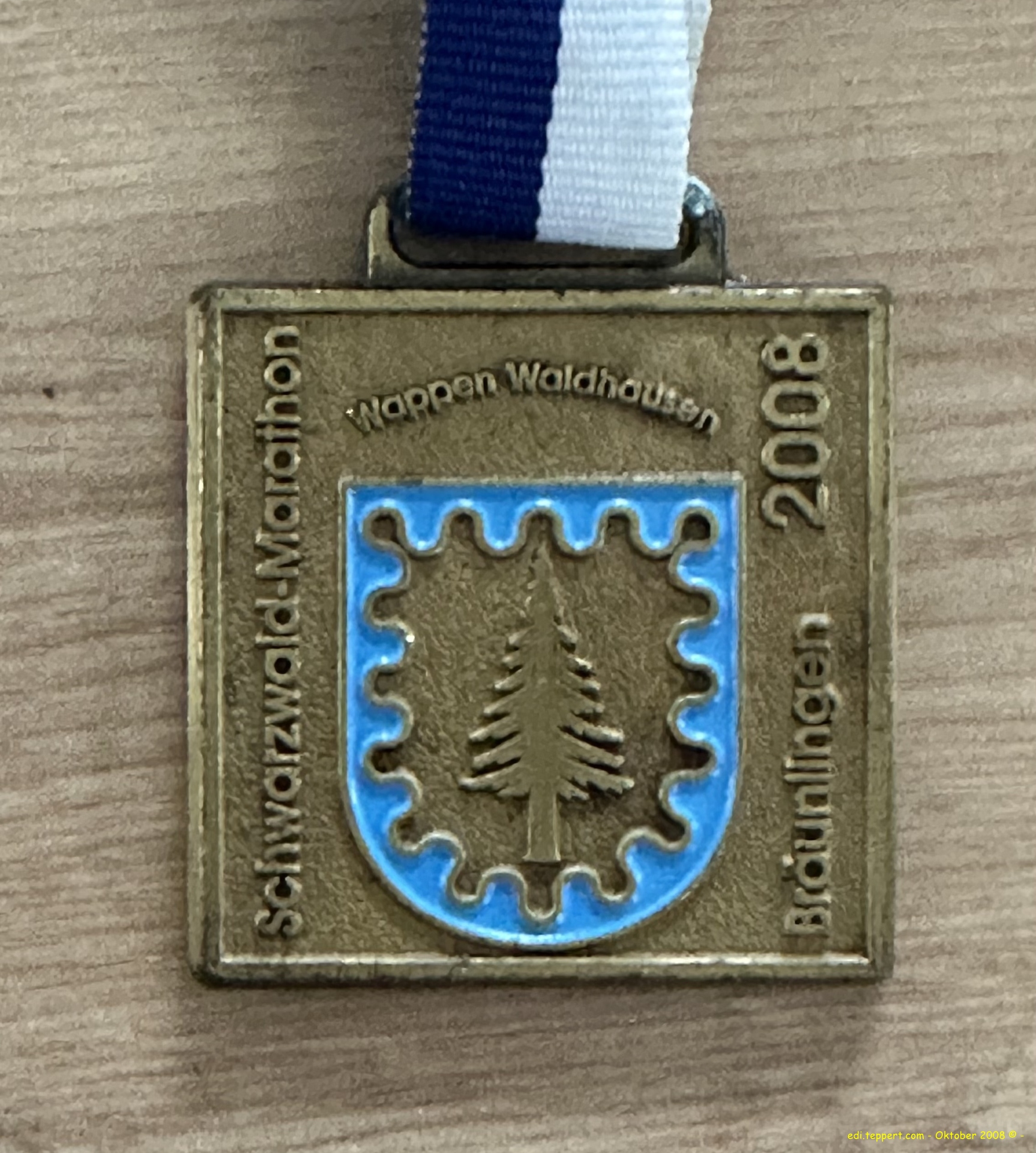 Die Medaille vom Internationalen Schwarzwald Maratohn in Bräunlingen am 12. Oktober 2008