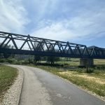 Die neue Eisenbahn Brücke bei Fridingen Richtung Mühlheim